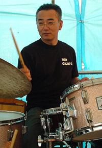 吉田　哲